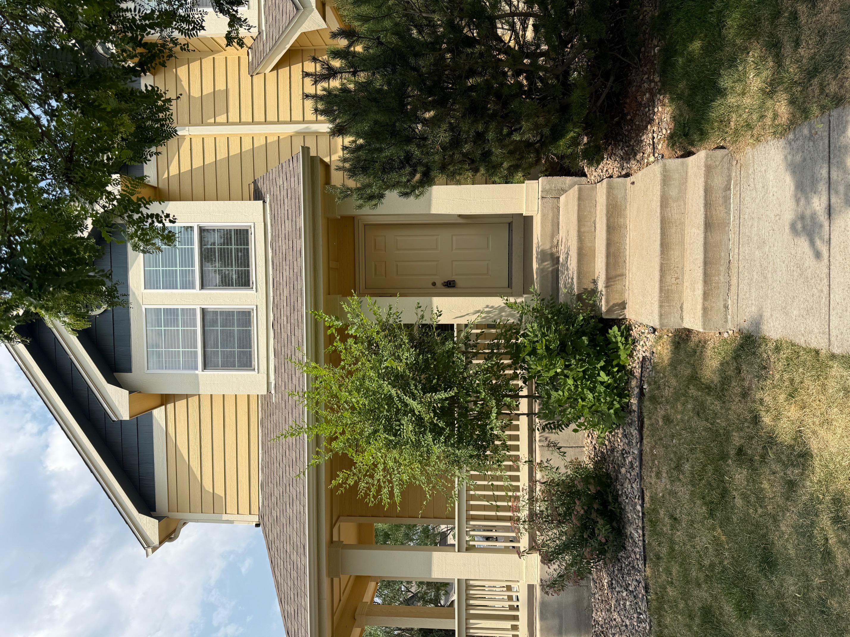 1603 Robertson Street - E