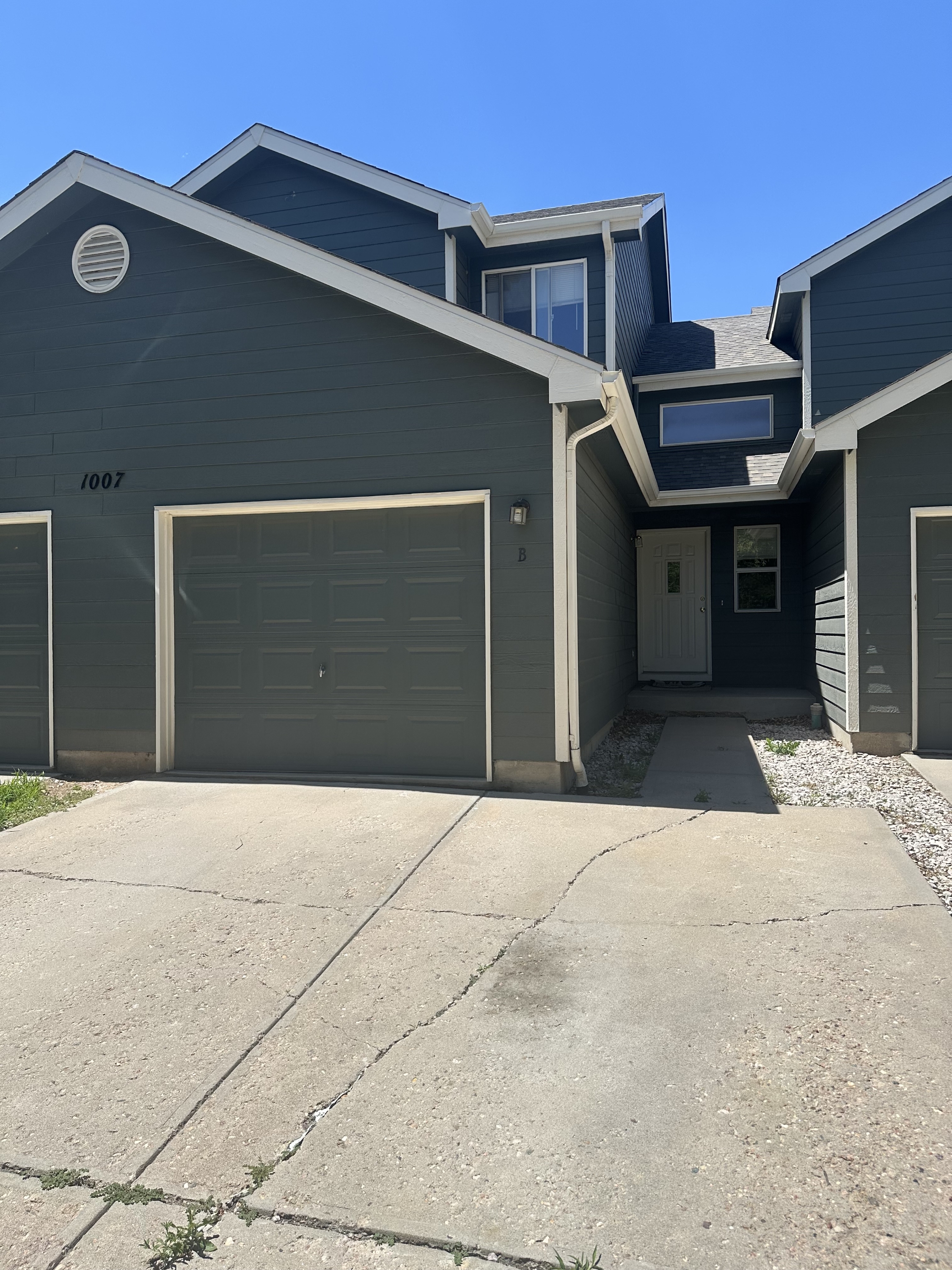 1007 Cuerto Lane - B